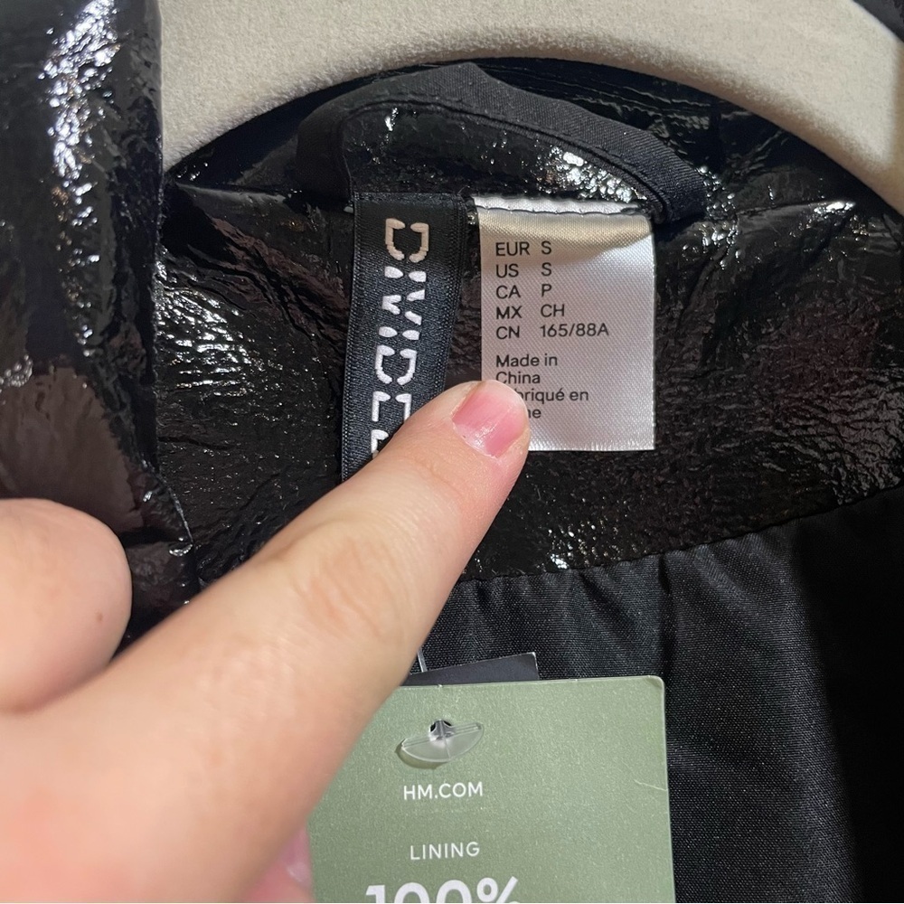 H&M Black Patent Biker Jacket Oversized Small NWT High Shine - Picture 7 of 8